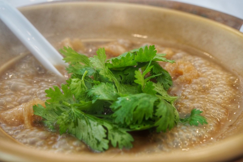 pings-restaurant-bangkok-is-certainly-a-good-choice-for-eating-out-fish-maw-broth