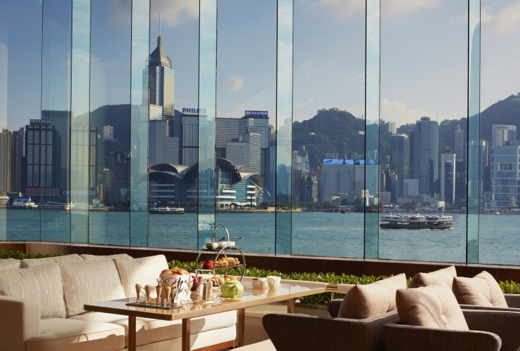 where-to-stay-in-hong-kong-a-perfect-harbour-view-at-intercontinental-hong-kong-lobby-view-e1466920022932.jpg