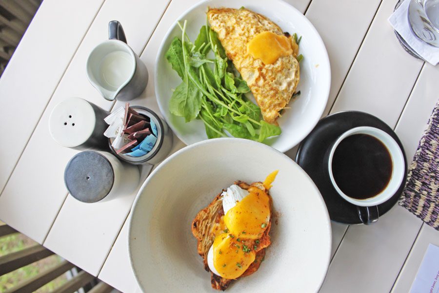 hotels-in-phuket-sala-phuket-mai-khao-beach-breakfast-table