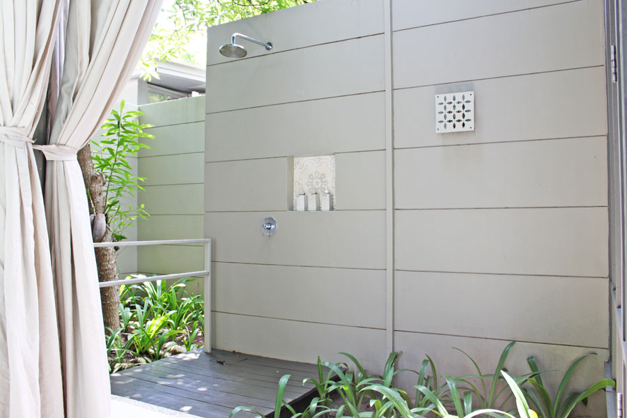 hotels-in-phuket-sala-phuket-mai-khao-beach-outdoor-shower