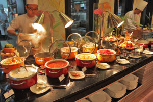 conrad-centennial-singapore-millenia-walk-hotels-in-central-singapore-breakfast-oscars-cafe