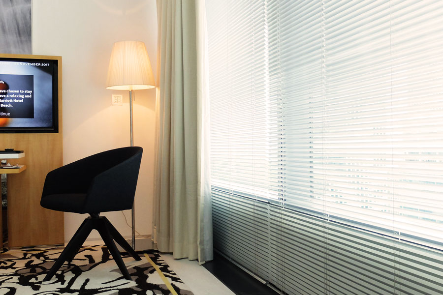 jw-marriott-singapore-beach-road-room-interior-window