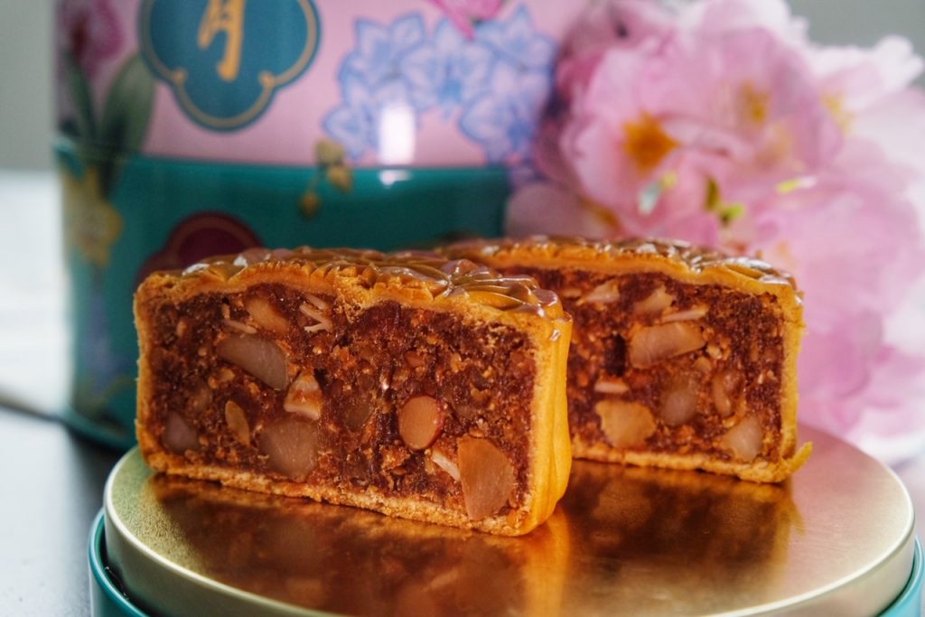 Salted Lotus with Hae Bee Hiam Baked Mooncake